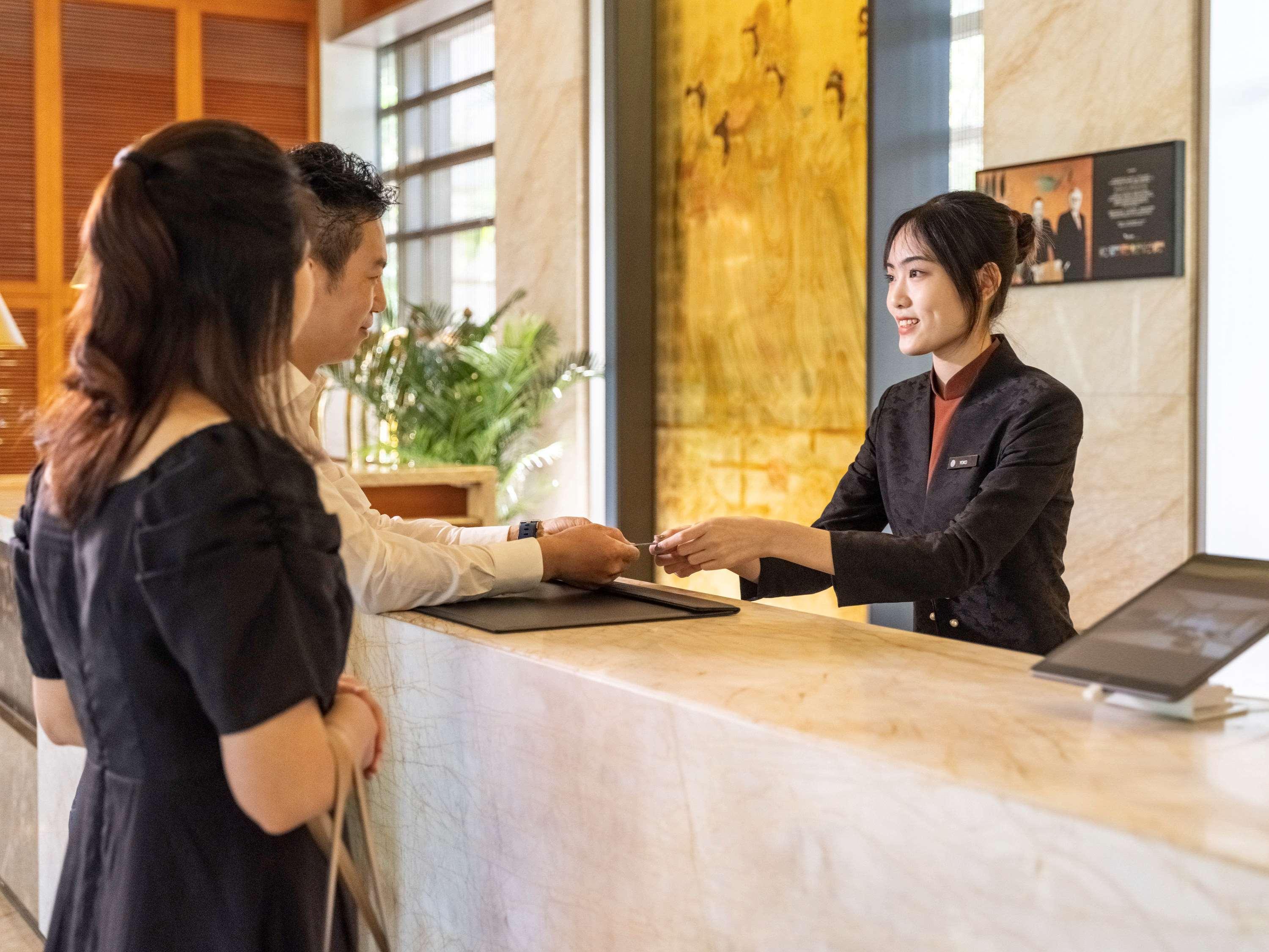 Pullman Hotel And Pullman Living Dongguan Forum Екстериор снимка